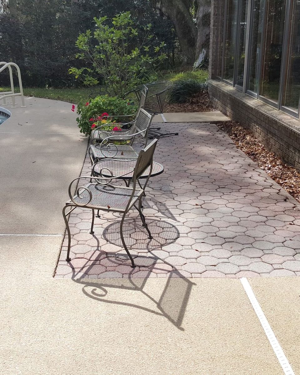 The same pool deck after cleaning